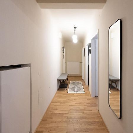 Chic 1-Bed Apt By Canal Walk To Historic Centre Wien Exterior foto