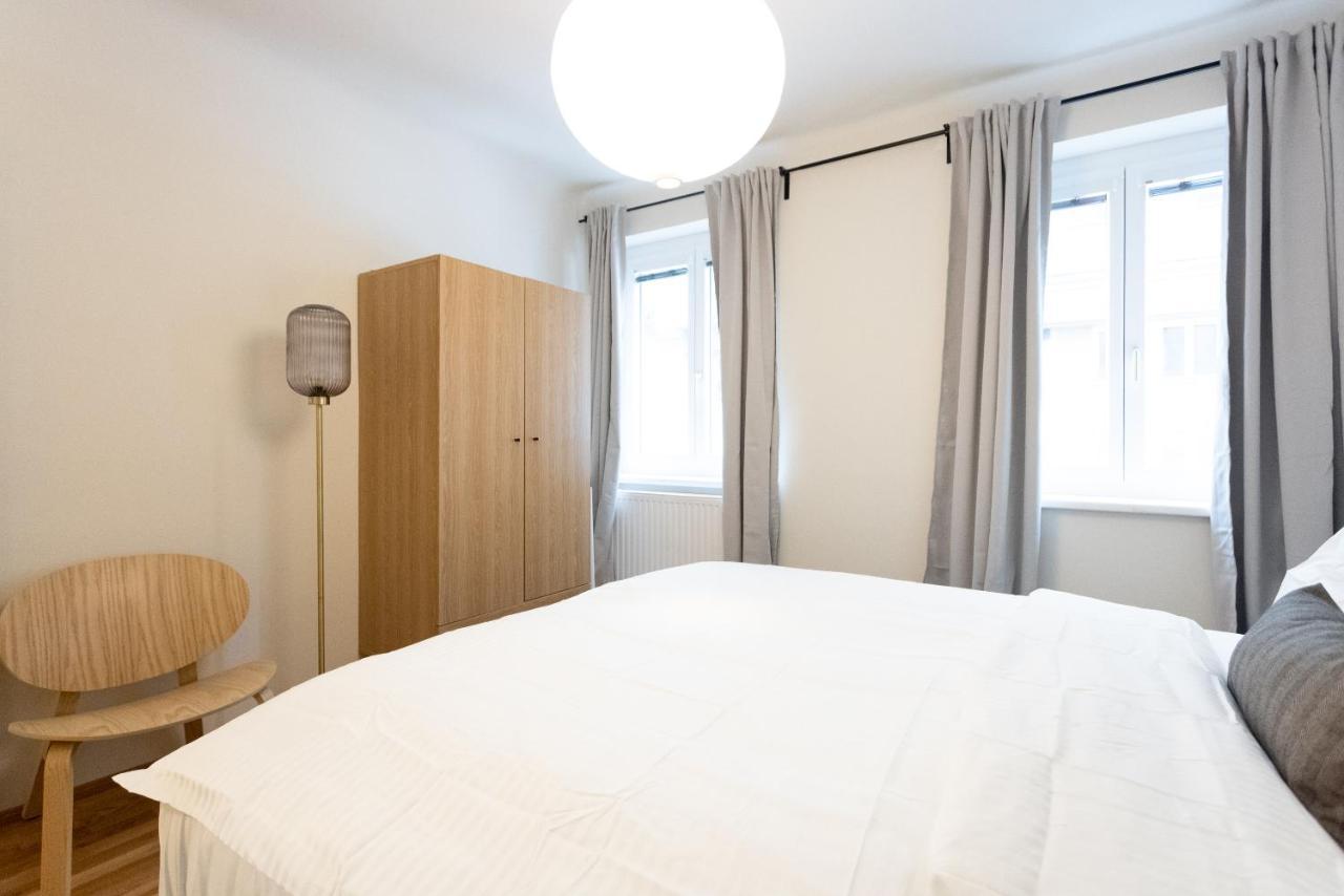 Chic 1-Bed Apt By Canal Walk To Historic Centre Wien Exterior foto