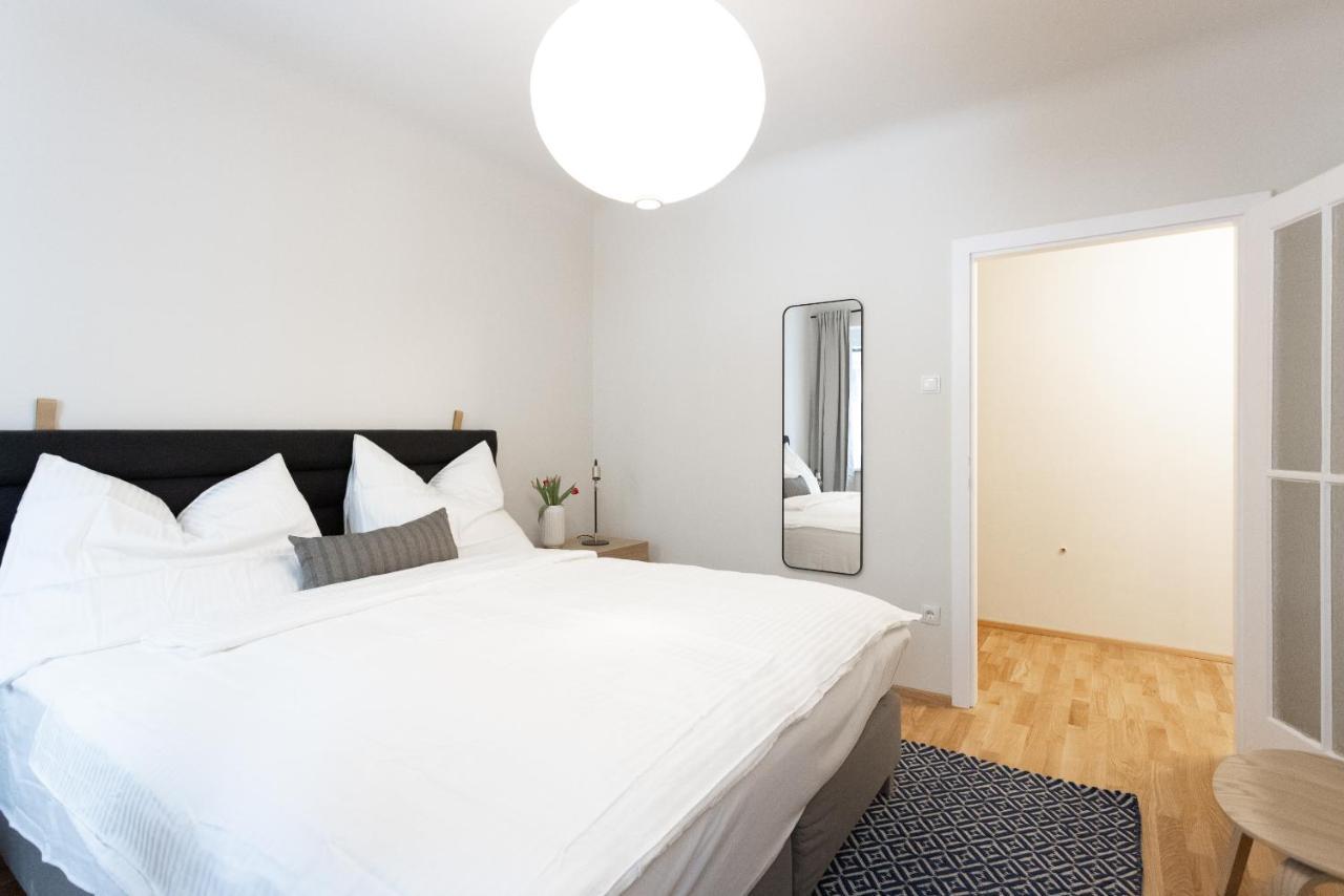 Chic 1-Bed Apt By Canal Walk To Historic Centre Wien Exterior foto