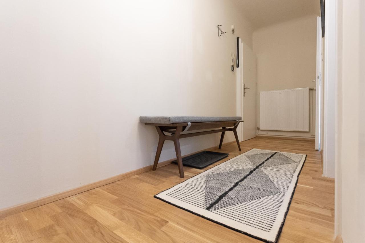 Chic 1-Bed Apt By Canal Walk To Historic Centre Wien Exterior foto